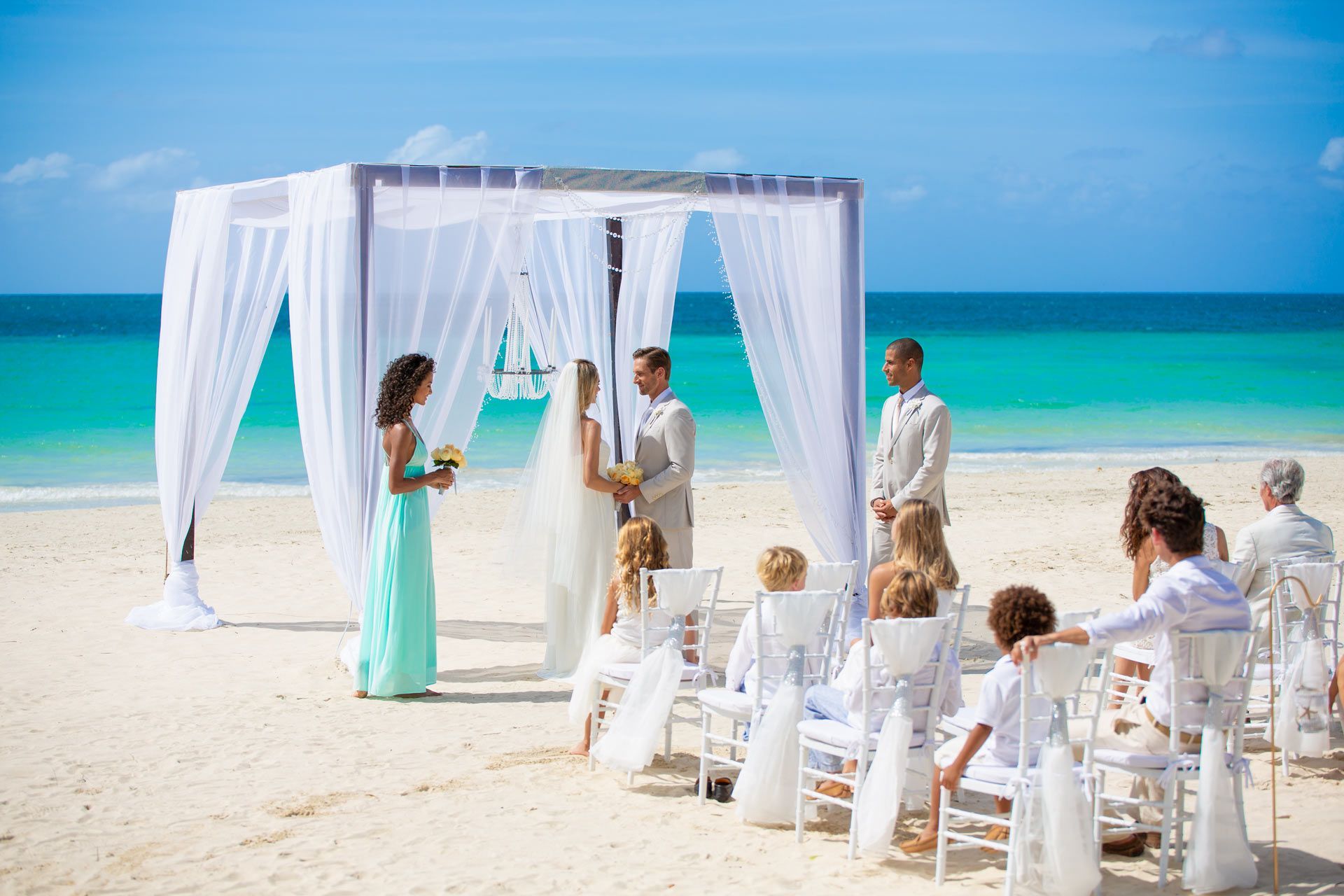 Tips To Be a Stunning Beach Bride at Destin Florida 1